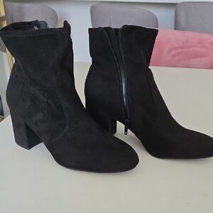 Kelly & Katie Black Heeled Boots